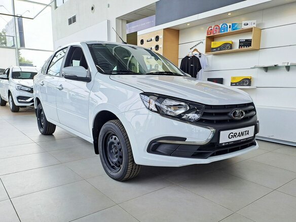 2026 Lada (ВАЗ) Granta I Рестайлинг, белый, 1038900 рублей - вид 6