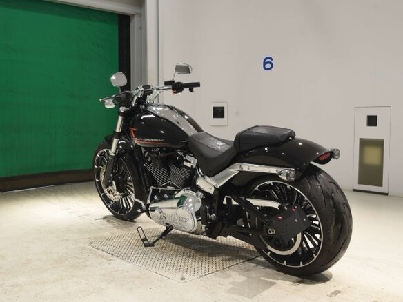 2024 Harley-Davidson Breakout, чёрный, 2190000 рублей - вид 5