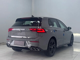 2023 Volkswagen Golf VIII, серый, 1950000 рублей, вид 4
