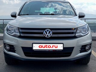 2012 Volkswagen Tiguan I Рестайлинг, серебристый, 1600000 рублей, вид 2