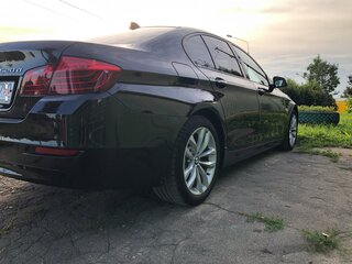 2016 BMW 5 серии 520d VI (F10/F11/F07) Рестайлинг, чёрный, 2400000 рублей, вид 3