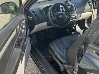 2009 Kia Ceed I, чёрный, 650000 рублей, вид 4