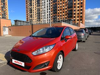 2015 Ford Fiesta Mk6 Рестайлинг, красный, 900000 рублей, вид 1