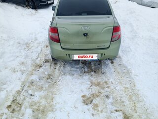 2013 Lada (ВАЗ) Granta I, зелёный, 400000 рублей, вид 4