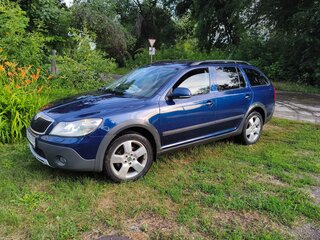 2010 Skoda Octavia Scout II (A5) Рестайлинг, синий, 1300000 рублей, вид 1