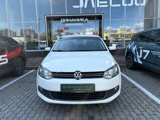 2013 Volkswagen Polo V, белый, 594000 рублей, вид 2
