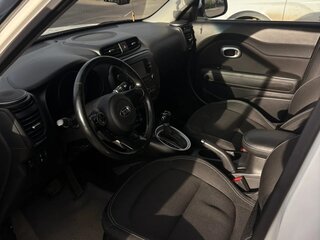 2018 Kia Soul II Рестайлинг, белый, 1550000 рублей, вид 5