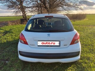 2011 Peugeot 207 I Рестайлинг, белый, 450000 рублей, вид 3