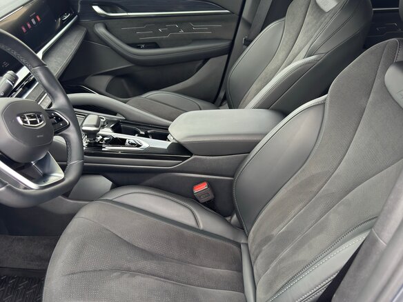2024 Geely Monjaro I, серый - вид 9