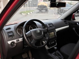 2013 Skoda Yeti I, красный, 1027000 рублей, вид 5
