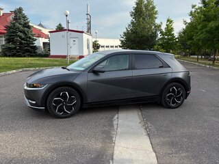 2022 Hyundai IONIQ 5 Long Range I, серый, 2350000 рублей, вид 4