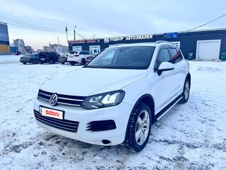 2012 Volkswagen Touareg II, белый, 2250000 рублей, вид 2