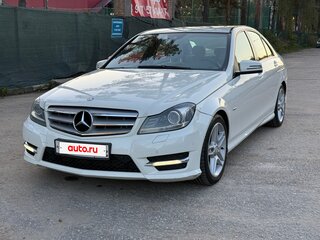 2011 Mercedes-Benz C-Класс 180 BlueEFFICIENCY III (W204) Рестайлинг, белый, 1650000 рублей, вид 1