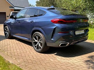 2021 BMW X6 30d III (G06), синий, 10850000 рублей, вид 5