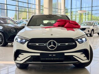 2026 Mercedes-Benz GLC Coupe 300 II (C254), белый, 10200000 рублей, вид 3