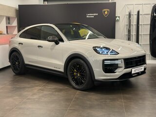 2023 Porsche Cayenne Coupé III Рестайлинг, серый, 14900000 рублей, вид 3