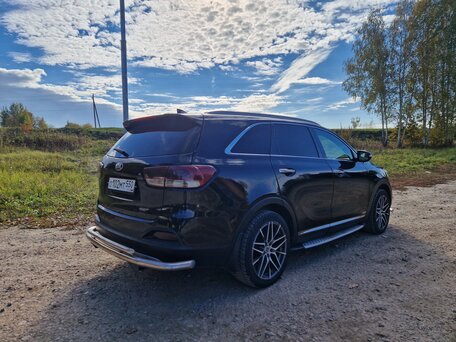 2016 Kia Sorento III Prime, чёрный, 2600000 рублей, вид 4