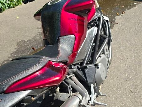 2004 MV Agusta Brutale 750, красный, 385000 рублей, вид 5