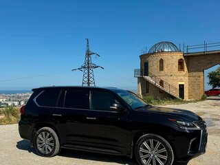 2017 Lexus LX 570 III Рестайлинг 2, чёрный, 6700000 рублей, вид 4