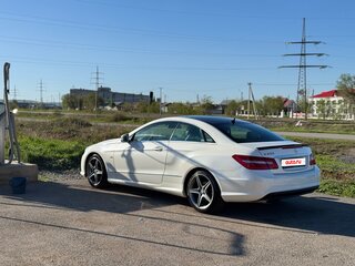 2012 Mercedes-Benz E-Класс 200 7G-Tronic IV (W212, S212, C207), белый, 1400000 рублей, вид 4