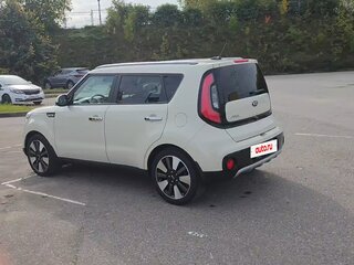 2018 Kia Soul II Рестайлинг, бежевый, 1700000 рублей, вид 5