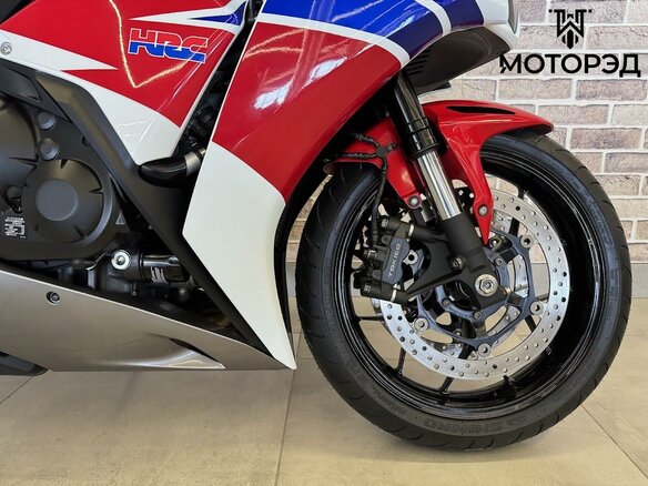 2014 Honda CBR 1000 RR/RA Fireblade, белый - вид 7