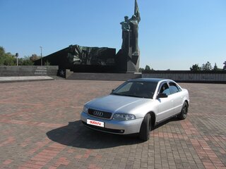 1999 Audi A4 I (B5) Рестайлинг, серебристый, 550000 рублей, вид 1