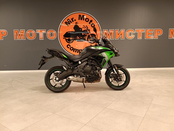 2024 Kawasaki Versys 650, зелёный, 998000 рублей