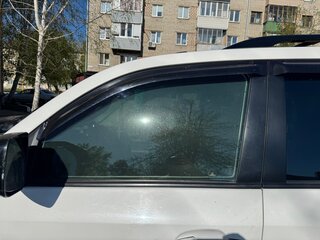 2011 Toyota Land Cruiser 200 Series, белый, 3700000 рублей, вид 3