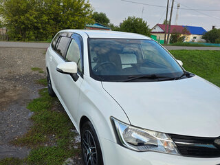 2014 Toyota Corolla Fielder XI (E160, E170, E180), белый, 1150000 рублей, вид 1