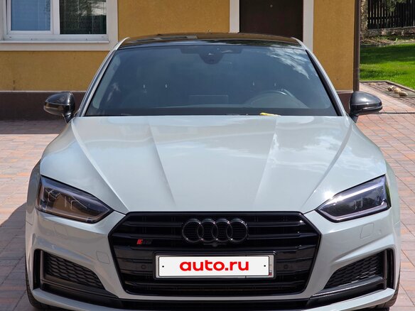 2017 Audi S5 II (F5), серебристый, 3950000 рублей