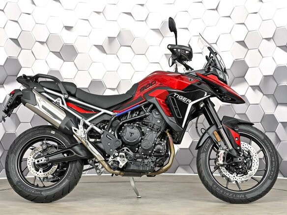 2024 Triumph Tiger 900, красный, 1600000 рублей - вид 2