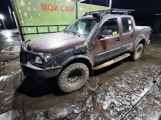 2010 Nissan Navara (Frontier) III (D40) Рестайлинг, коричневый, 1500000 рублей, вид 4