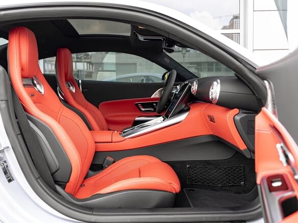 2026 Mercedes-Benz AMG GT 63 S E Performance II, серебристый, 27890000 рублей - вид 29