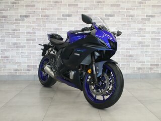 2023 Yamaha YZF-R7, синий, 850000 рублей, вид 2