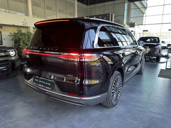 2026 Esteo Exlantix ET8, чёрный, 7690000 рублей - вид 4