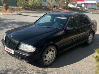 1993 Mercedes-Benz C-Класс 180 I (W202), синий, 290000 рублей, вид 1