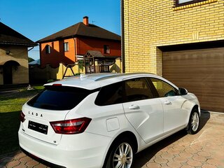2019 Lada (ВАЗ) Vesta SW I, белый, 950000 рублей, вид 3