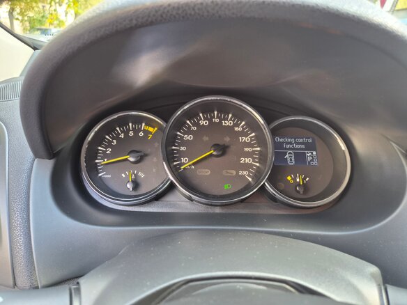 2012 Renault Fluence I, белый, 850000 рублей - вид 17