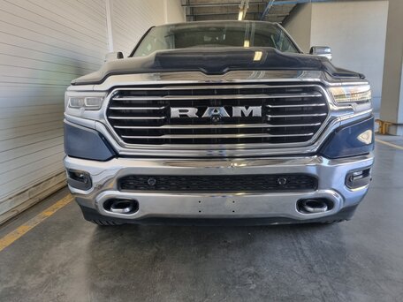 2022 Ram 1500 Crew Cab eTorque V, синий, 7400000 рублей, вид 3