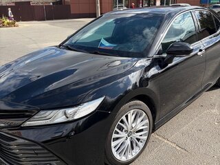 2019 Toyota Camry VIII (XV70), чёрный, 3280000 рублей, вид 1