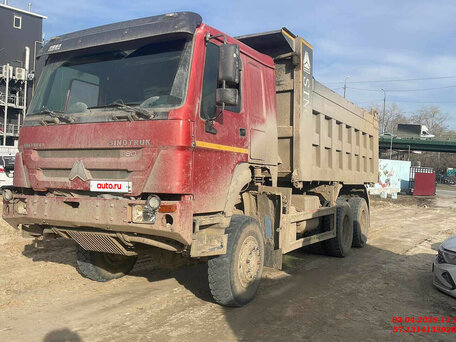 2022 Sinotruk Howo ZZ3327, красный, 3986400 рублей, вид 2
