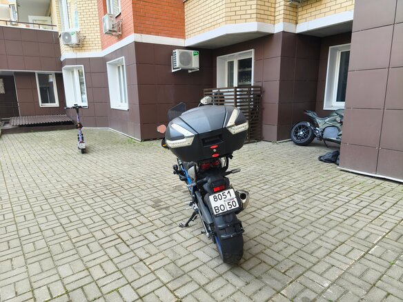 2020 Suzuki SV 650, серебристый, 550000 рублей - вид 3