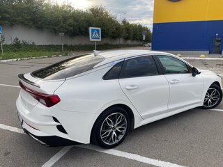 2020 Kia K5 III, белый, 1900000 рублей, вид 4