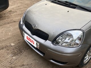 2003 Toyota Yaris I Рестайлинг, серый, 450000 рублей, вид 3
