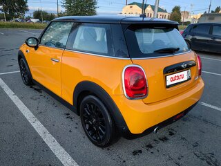 2017 Mini Hatch Cooper III (F55/F56), оранжевый, 1575000 рублей, вид 5