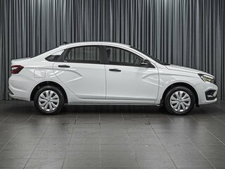 2024 Lada (ВАЗ) Vesta I Рестайлинг (NG), белый, 1313000 рублей, вид 5