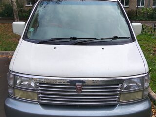1997 Nissan Elgrand I (E50), белый, 600000 рублей, вид 2