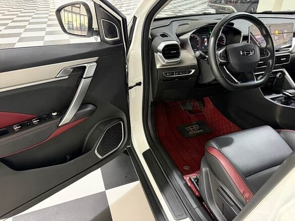 2022 Geely Binyue I Рестайлинг, белый, 1190000 рублей - вид 10