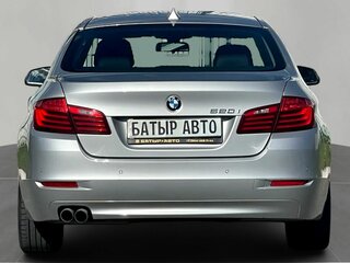 2013 BMW 5 серии 520i VI (F10/F11/F07) Рестайлинг, серебристый, 1648000 рублей, вид 5